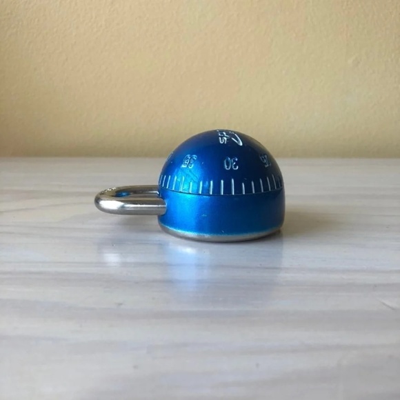 MASTER LOCK SPHERO Spinner Combination Padlock Combo Lock Blue - Used - Picture 10 of 12